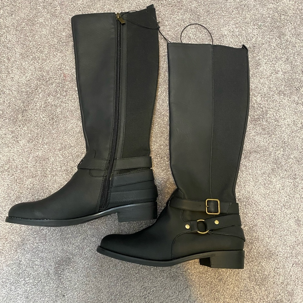 Unworn Kenneth Cole boots
